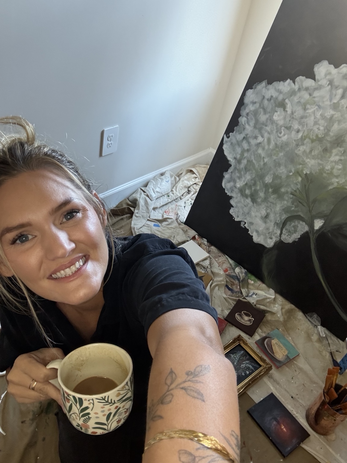 Rabekah, the artist behind Rabekah Studio